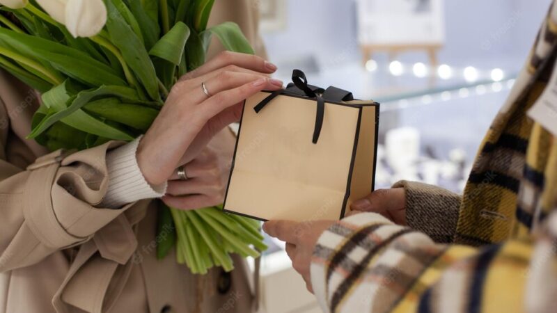 7 Steps To Choose Sustainable Gifts